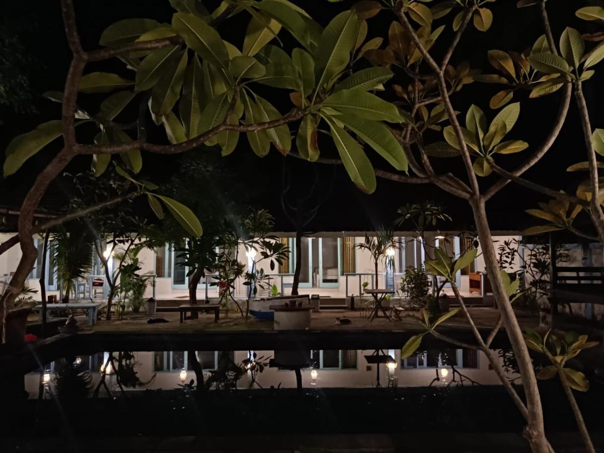 Silversky Bungalows Gili Trawangan Exterior photo